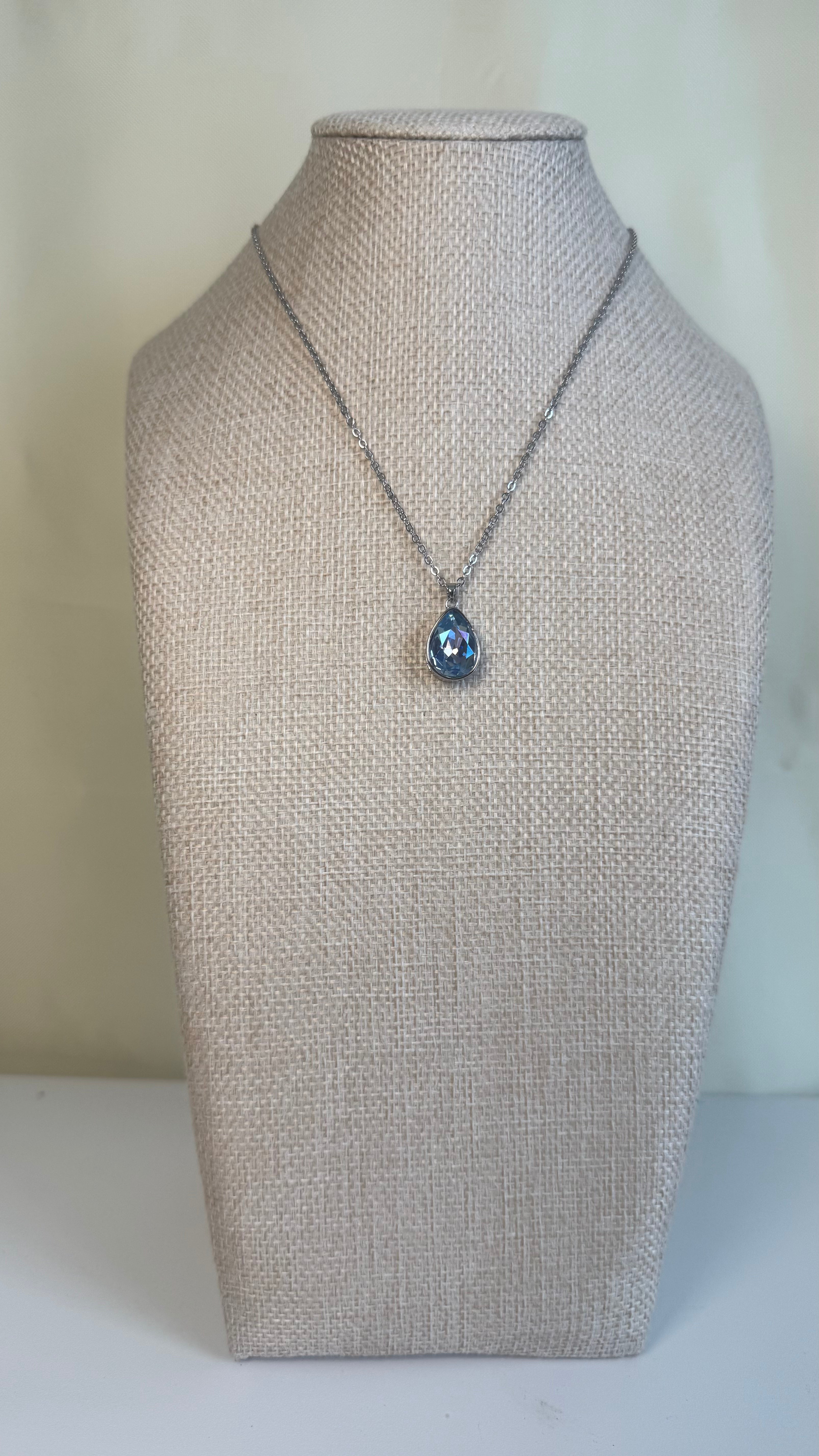 Snowfall Necklace