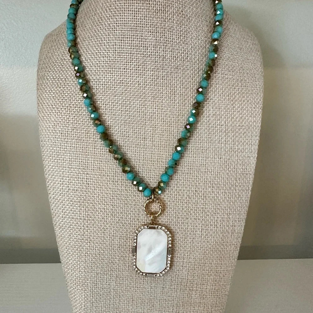 Essence Necklace